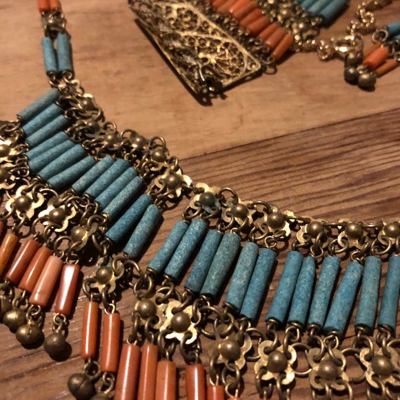 1920s Egyptian Revival brass & faience beads - Picture 2 of 7